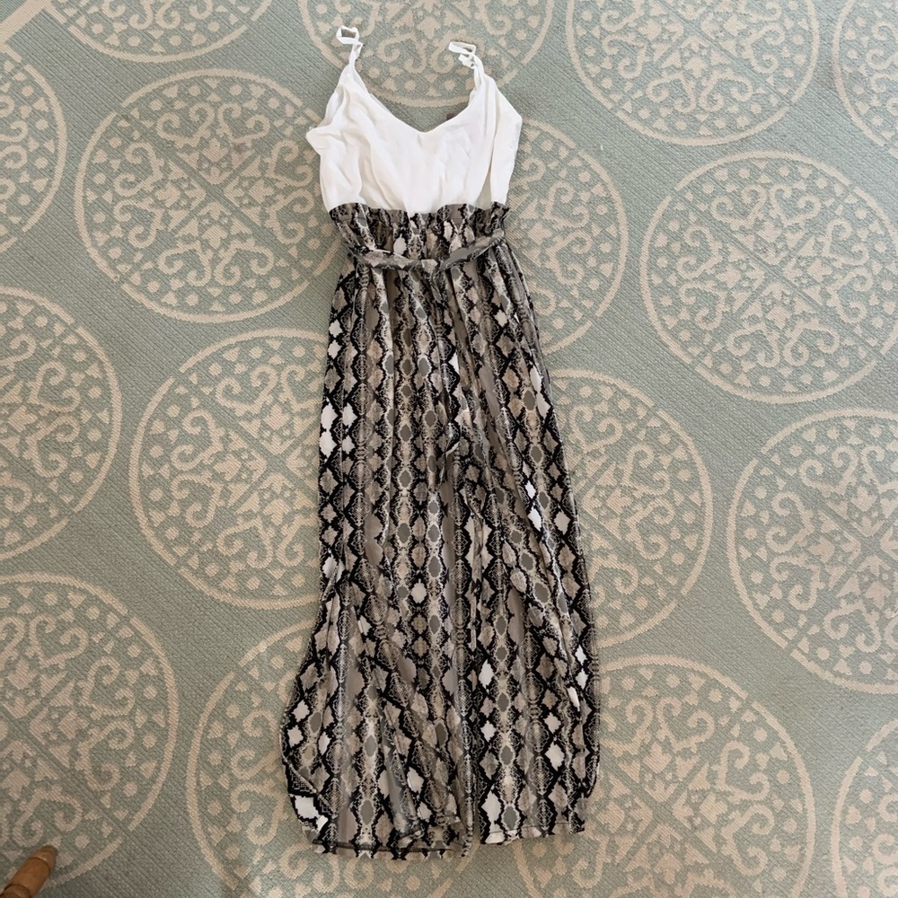 Lily Rose Romper with pockets